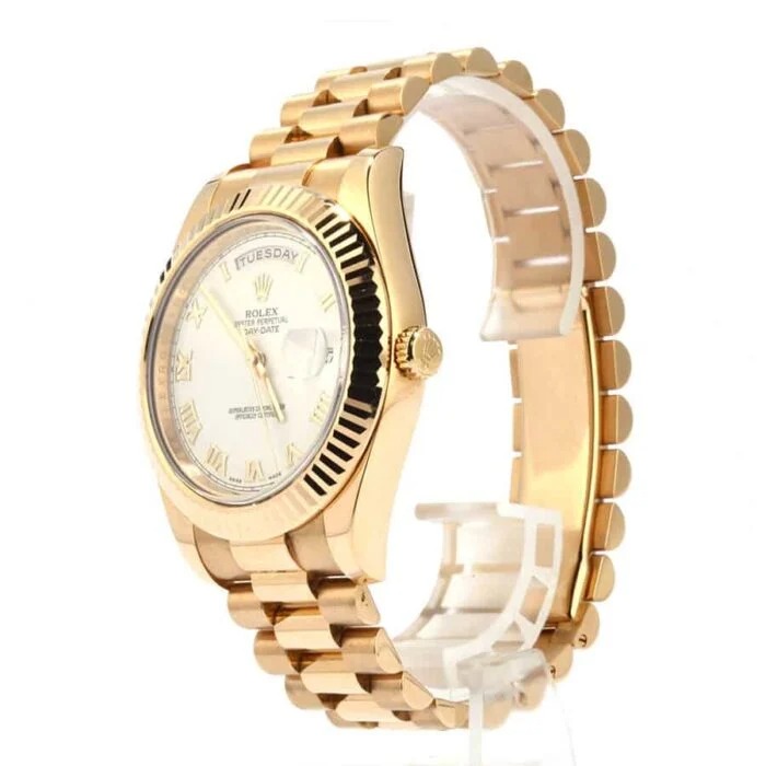 Rolex Day-Date 118235F-0024 President Rose Gold Roman Dial Ultra Fine Replica