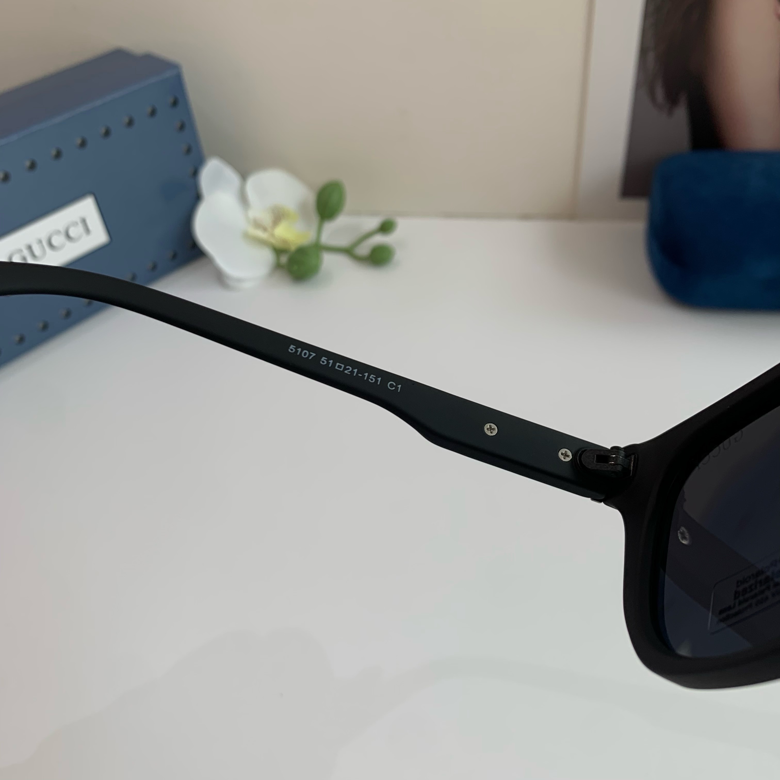 Gucci Round Frame Sunglasses