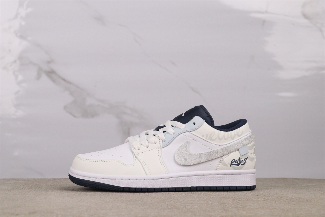 Air Jordan 1 Low sneakers Ice Blue Sea Salt 553558-414
