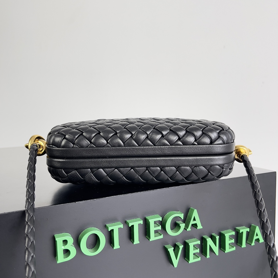 Bottega Veneta 24 Spring Fashion Braided Evening Bag 717623