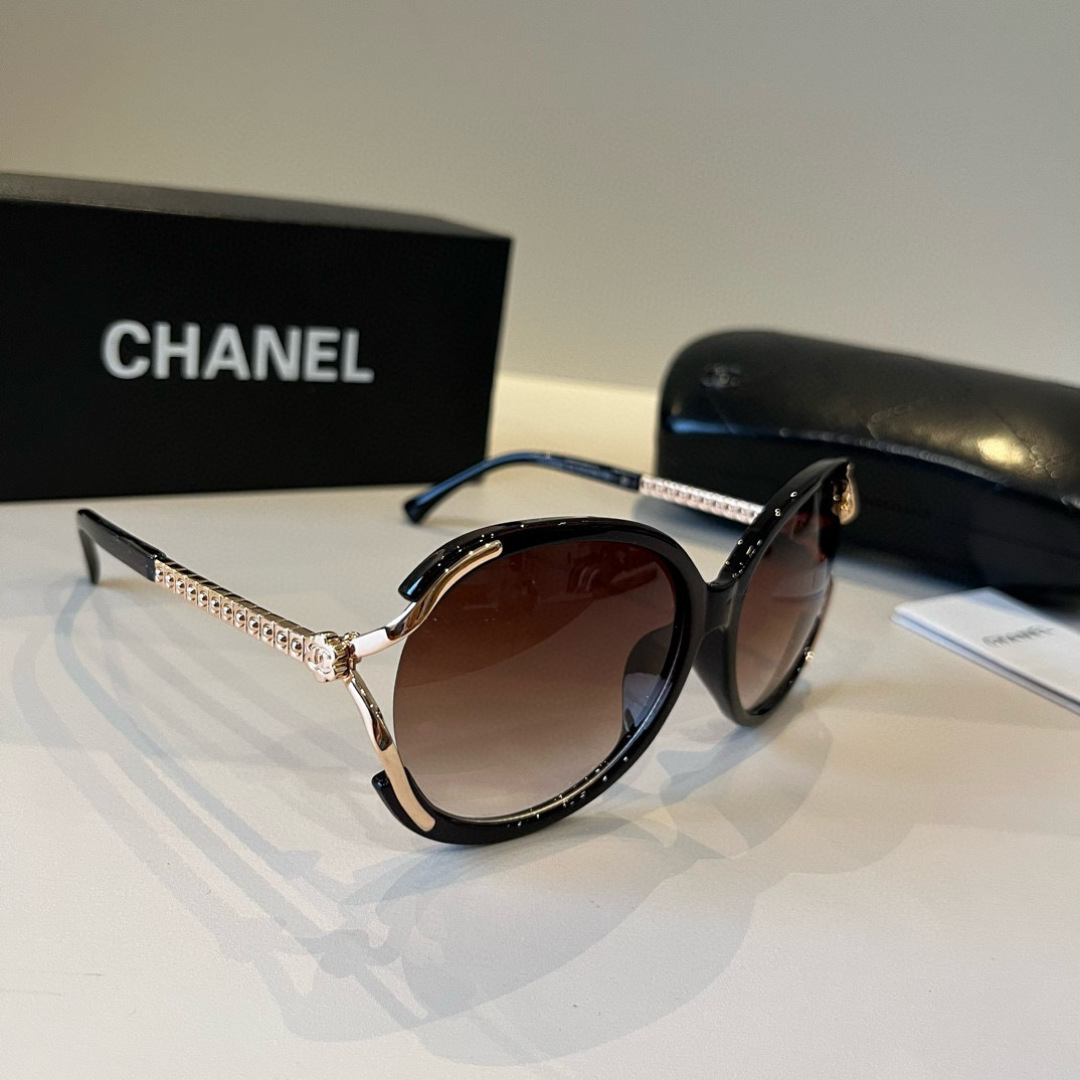 Chanel round frame sunglasses
