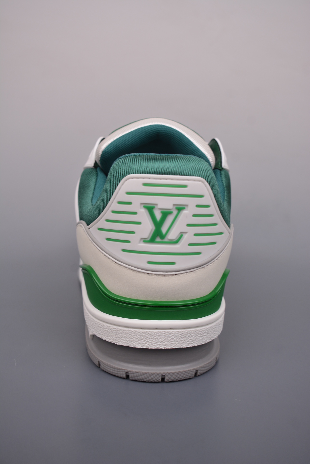 Louis Vuitton Trainer Sneaker Low Green and White Jacquard