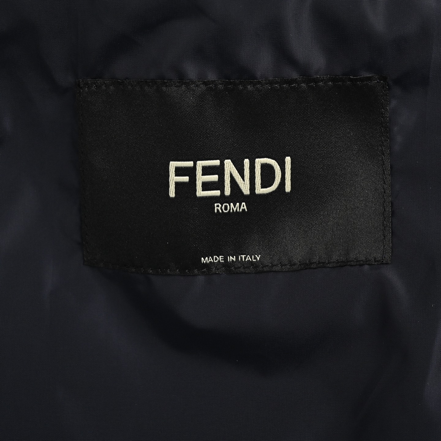 Fendi 25ss embroidered badge lightweight jacket