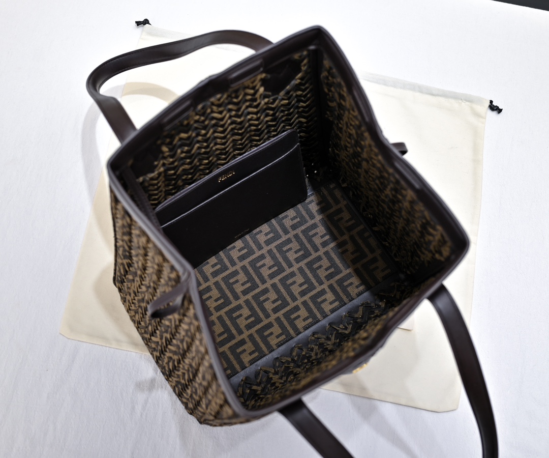 FENDI Origami Classic Old Flower Folding Bag 6655