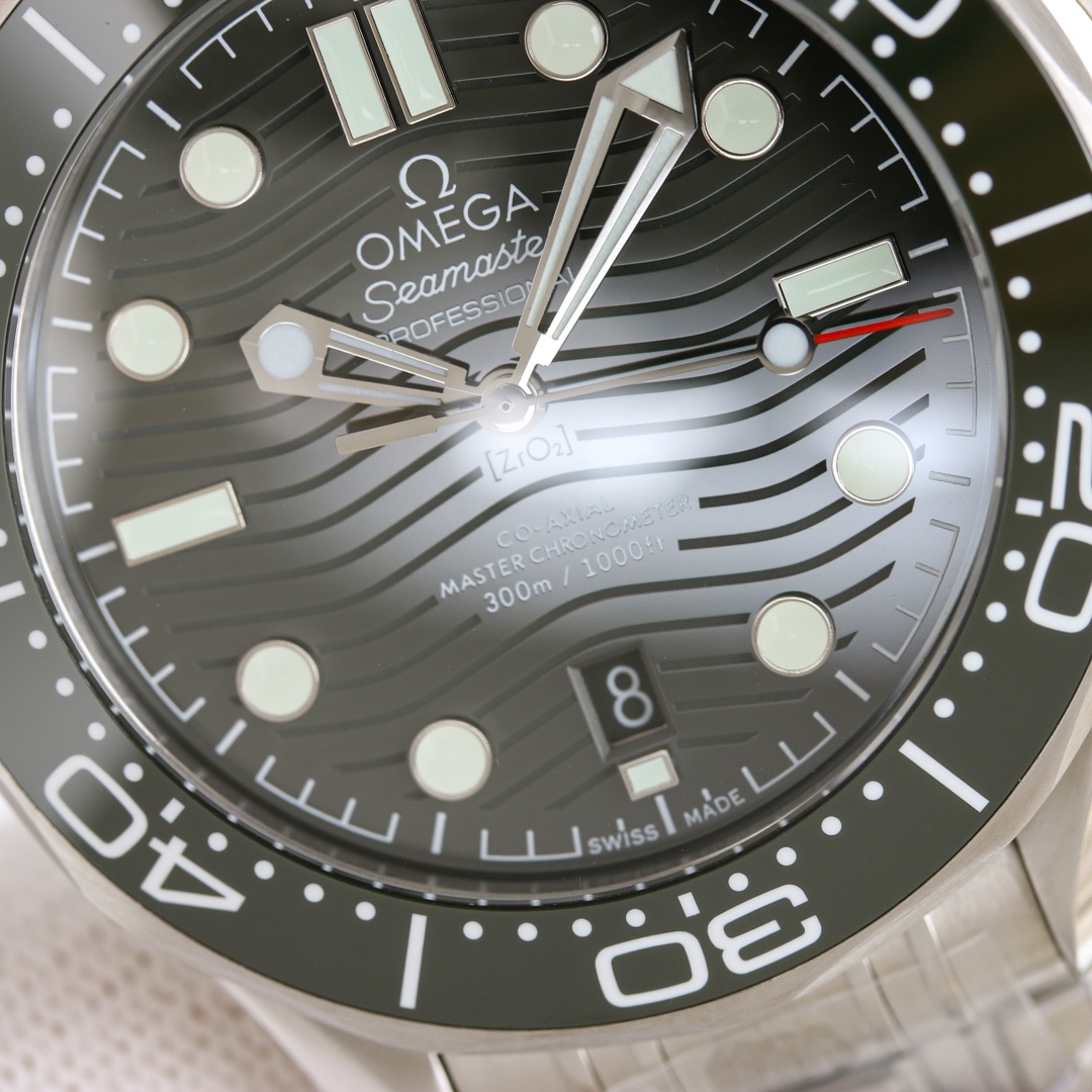 OMEGA Seamaster 300 Series