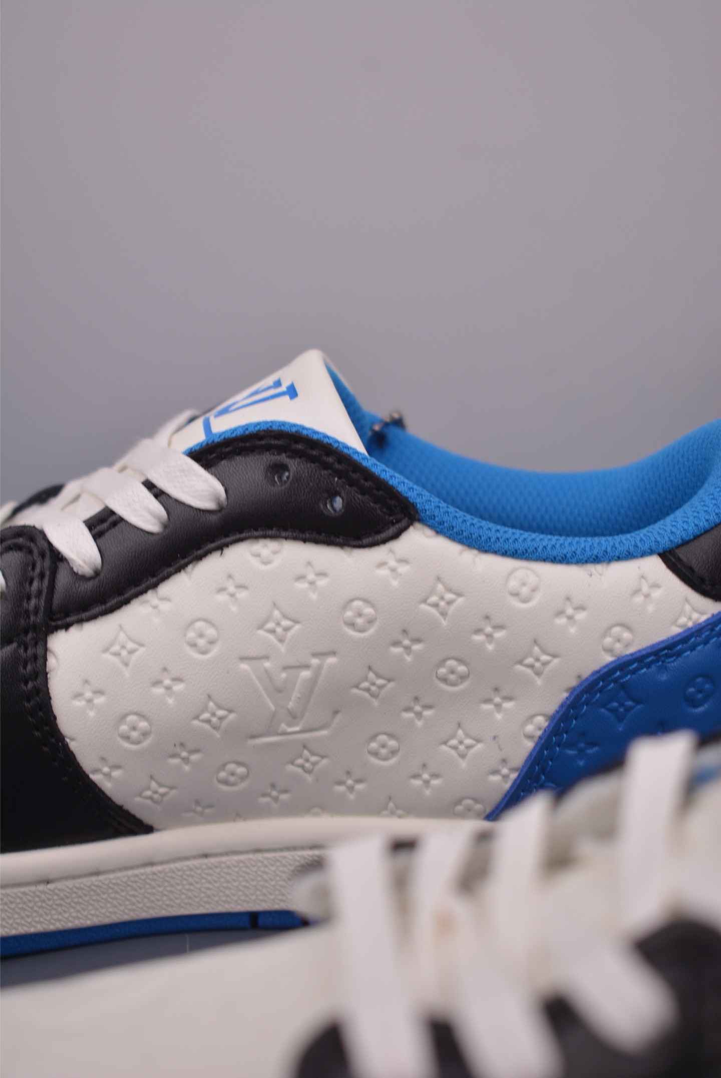 Louis vuitton X Air Jordan 1 Low 