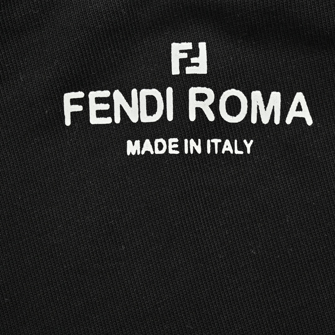 Fendi 24ss shoulder letter print short sleeves