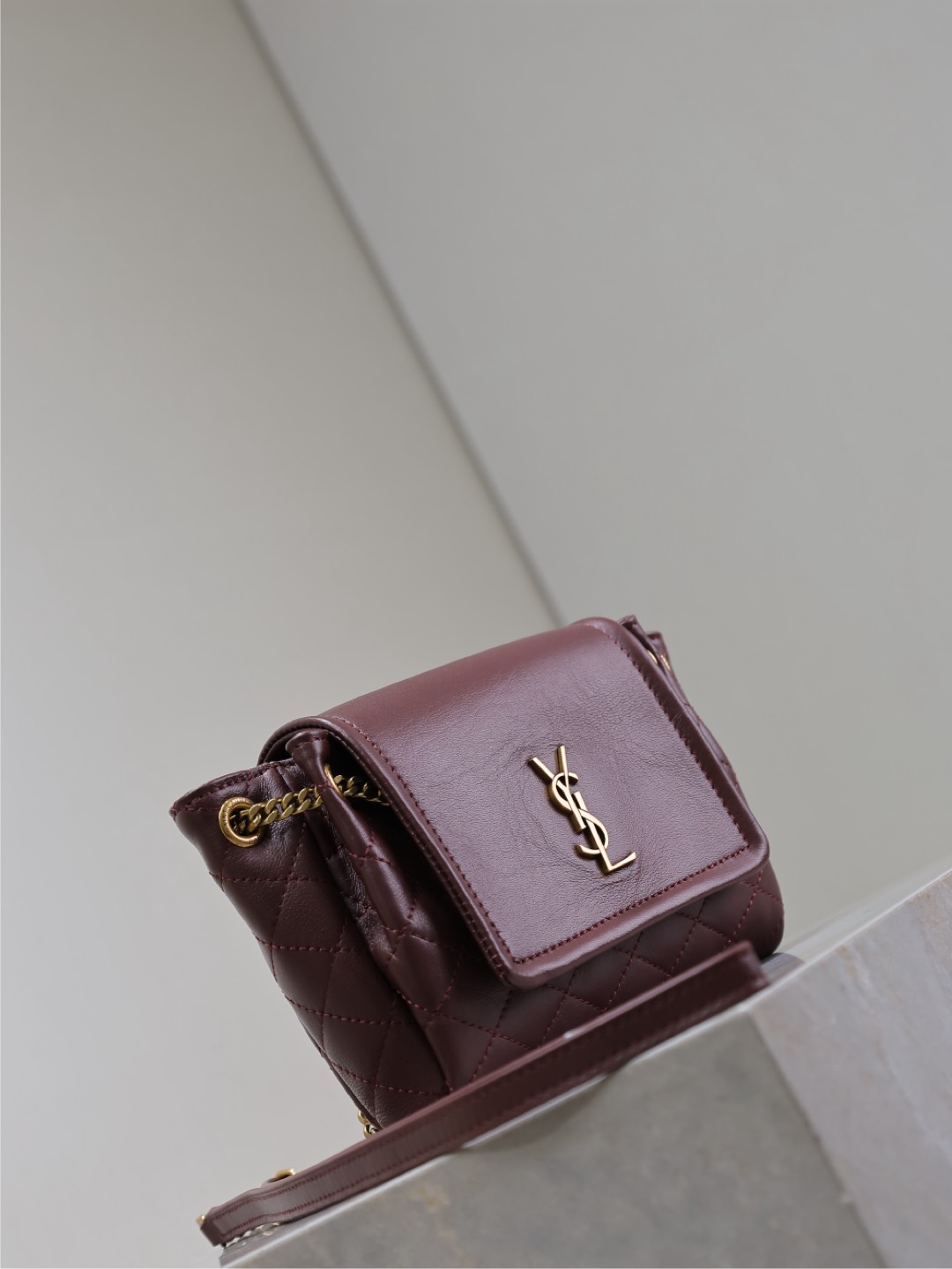 Yves Saint Laurent Mini Nolita Chain Bag 672738