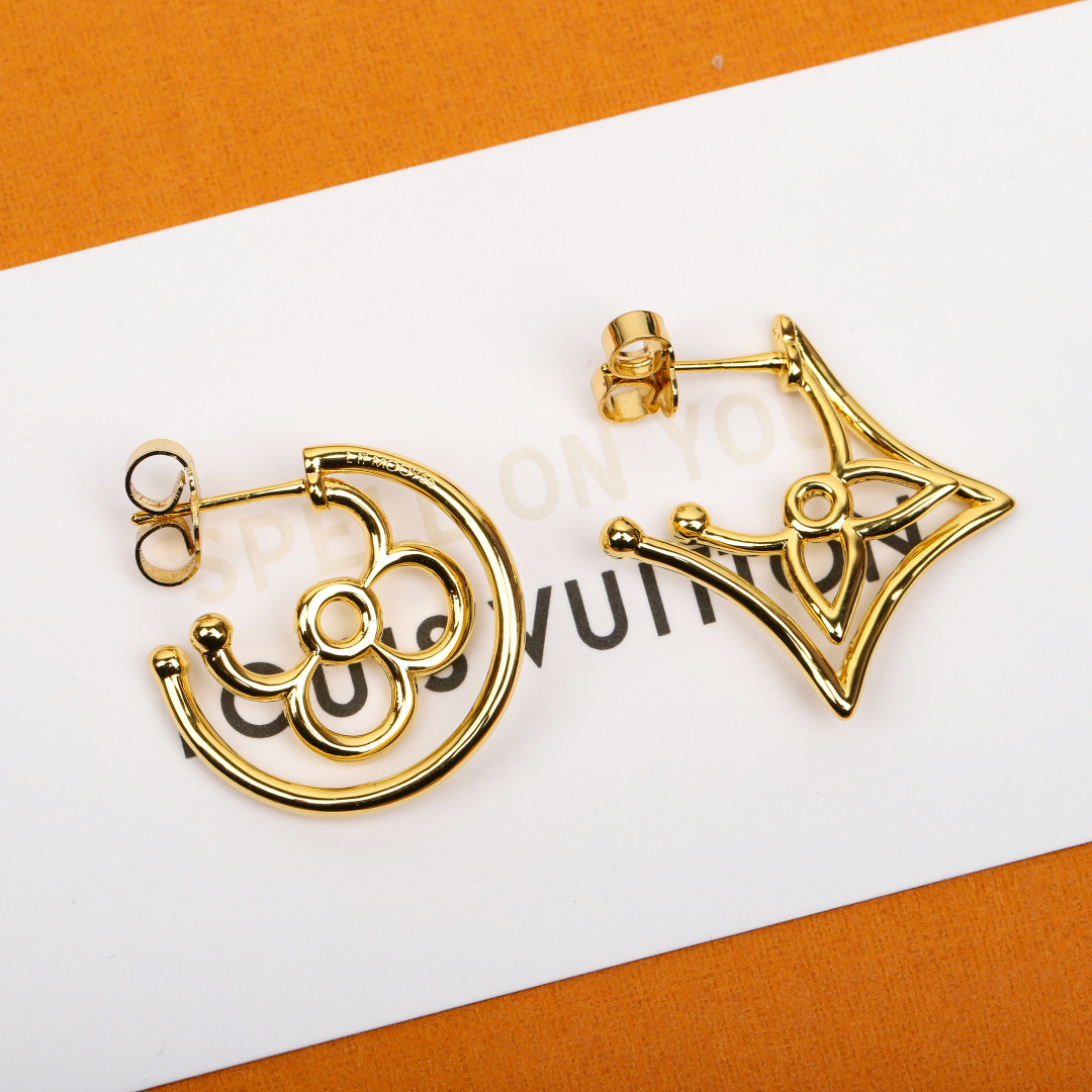 Louis Vuitton Hollow Four-Leaf Clover Earrings