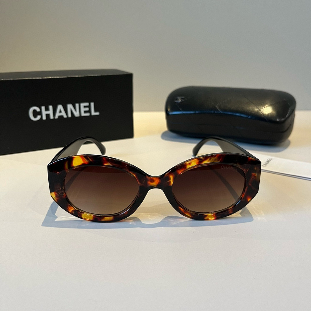 Chanel round frame sunglasses