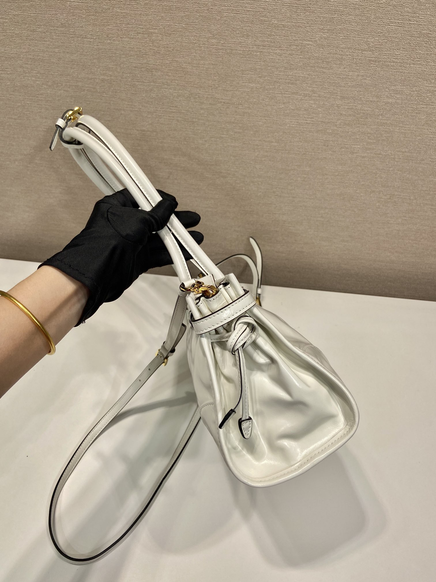 Prada lussolf waxed leather handbag 1BA426