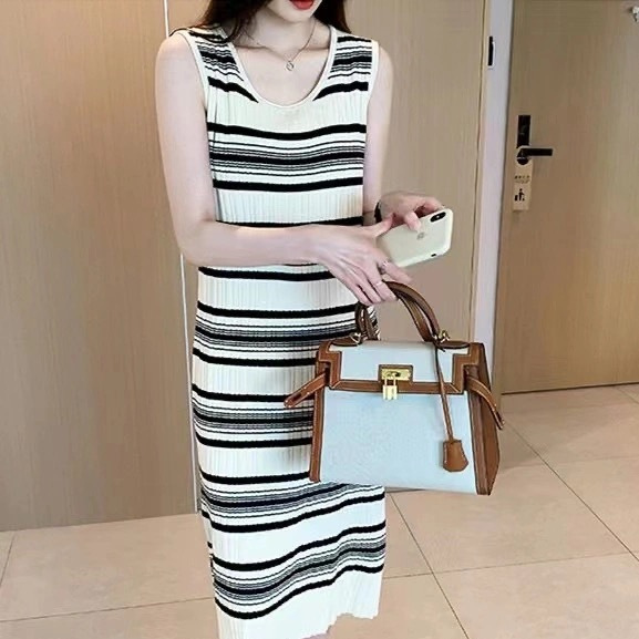 Thin sleeveless temperament Striped knitted dress French style