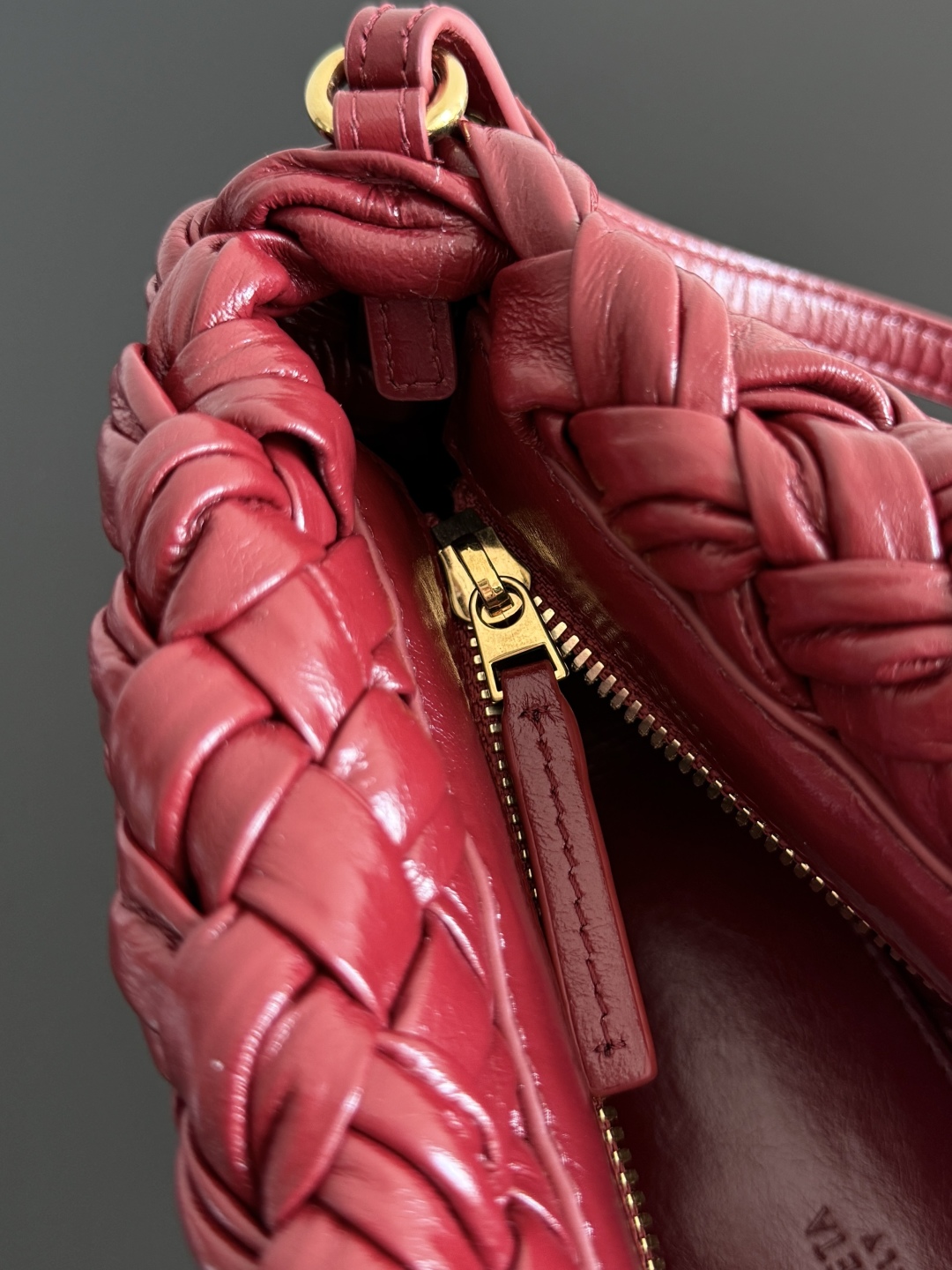 Bottega Veneta Kalimero cha cha woven handbag 785780