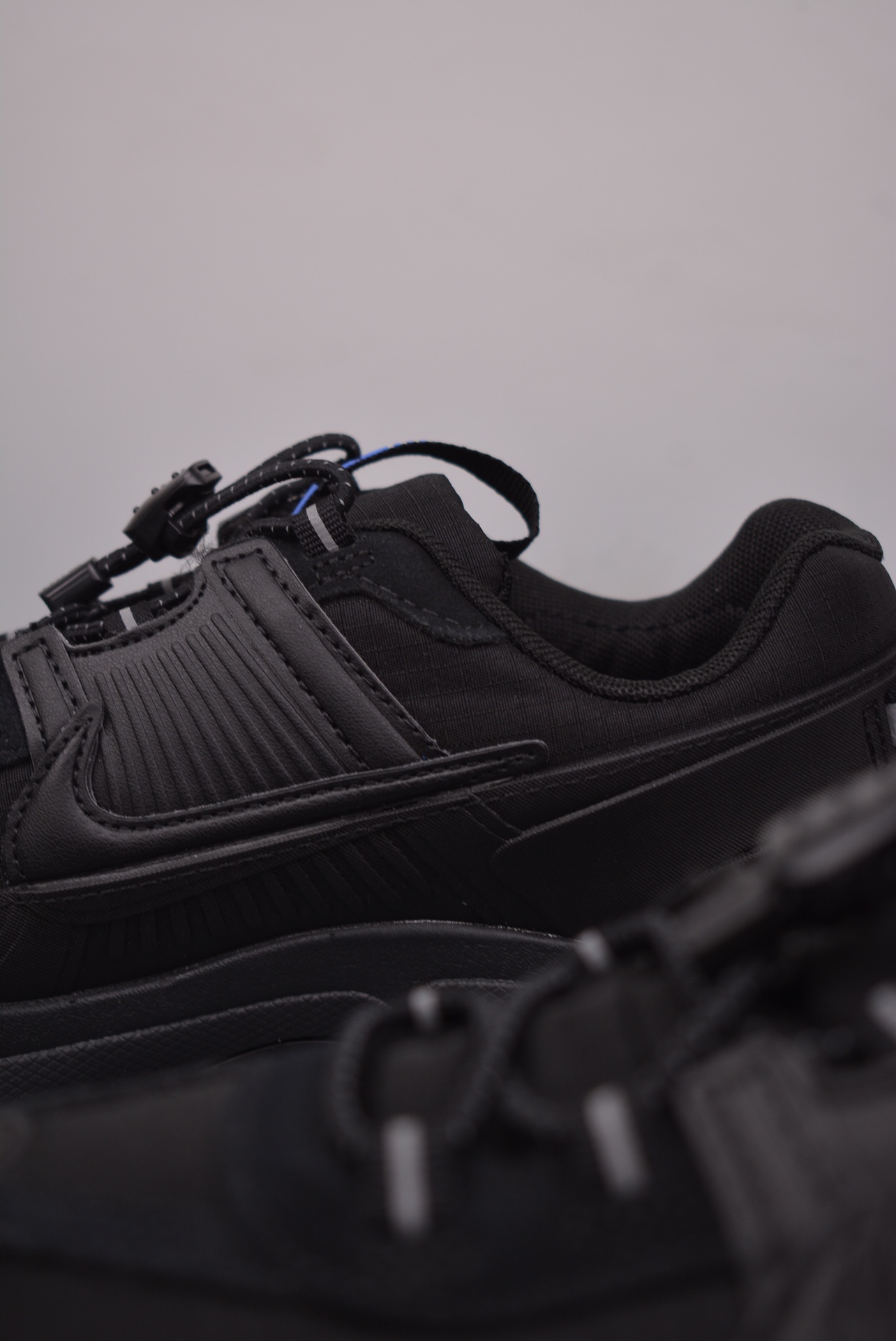 Nike Zoom Vomero 5 Roam Triple Black FV2295-002