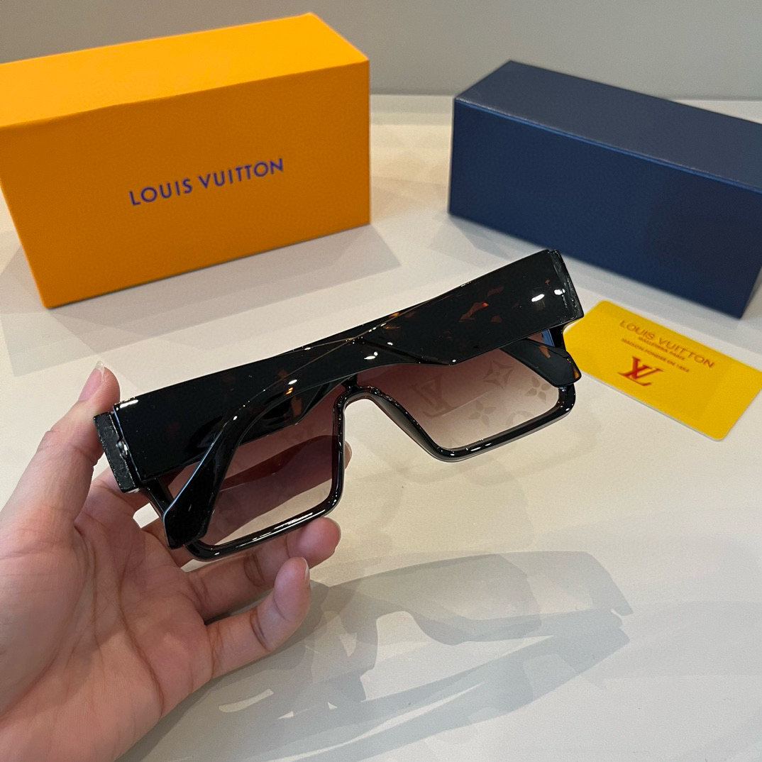Louis Vuitton Square Frame Sunglasses