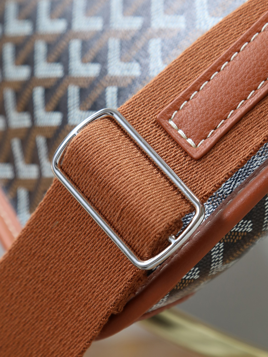 Goyard Coursier Messenger Bag 8008
