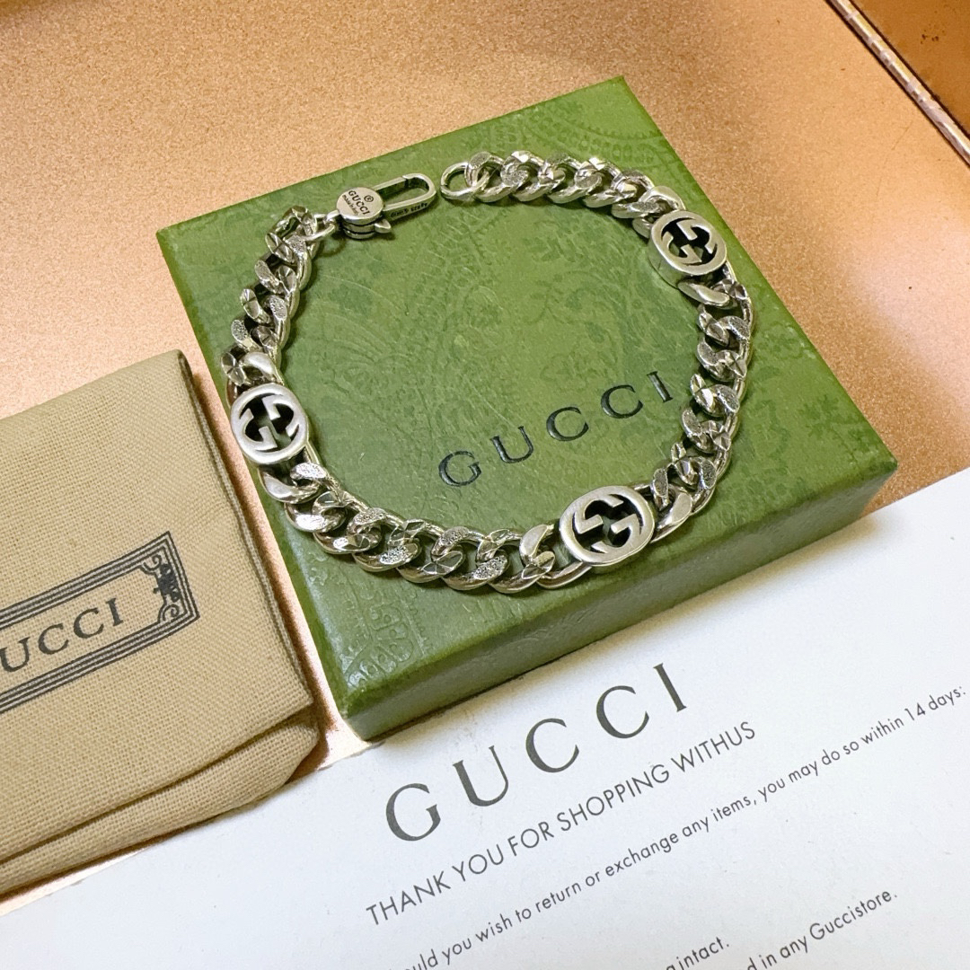 Gucci flat chain bracelet