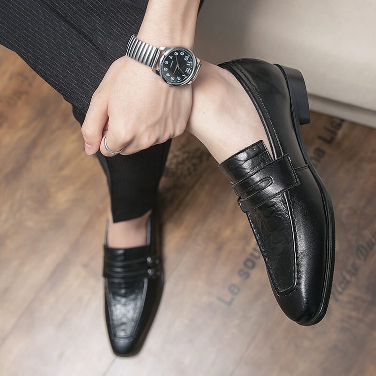 Men's Embossed Leather Loafers