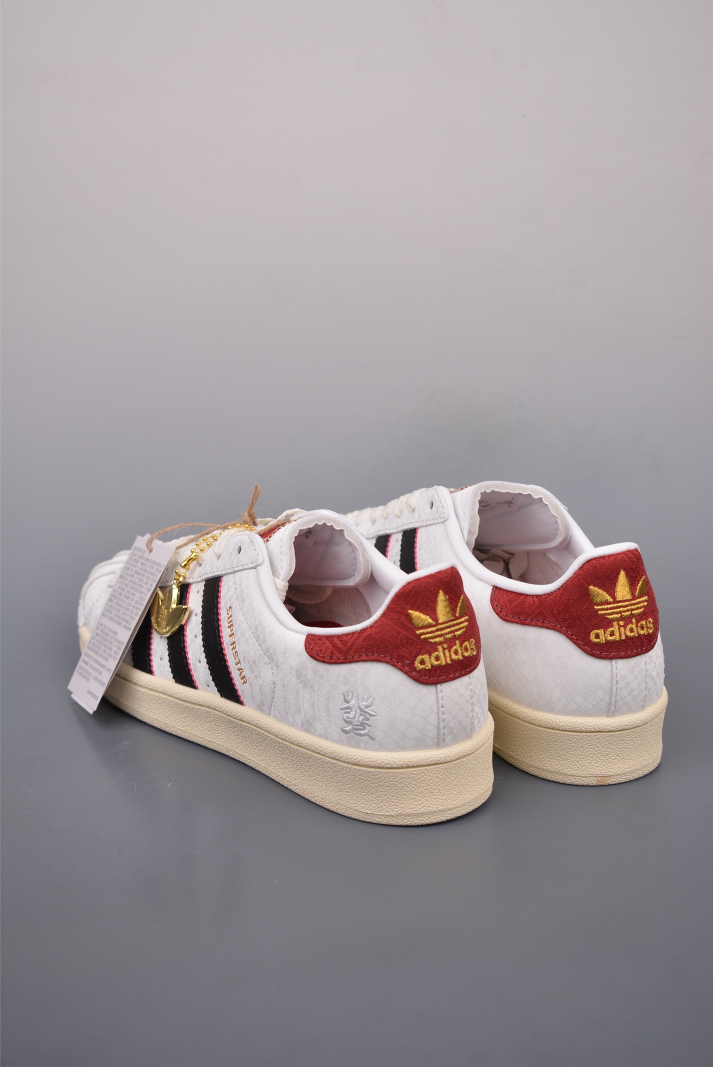 Adidas Originals Superstar LowYear of the Snake JR8036