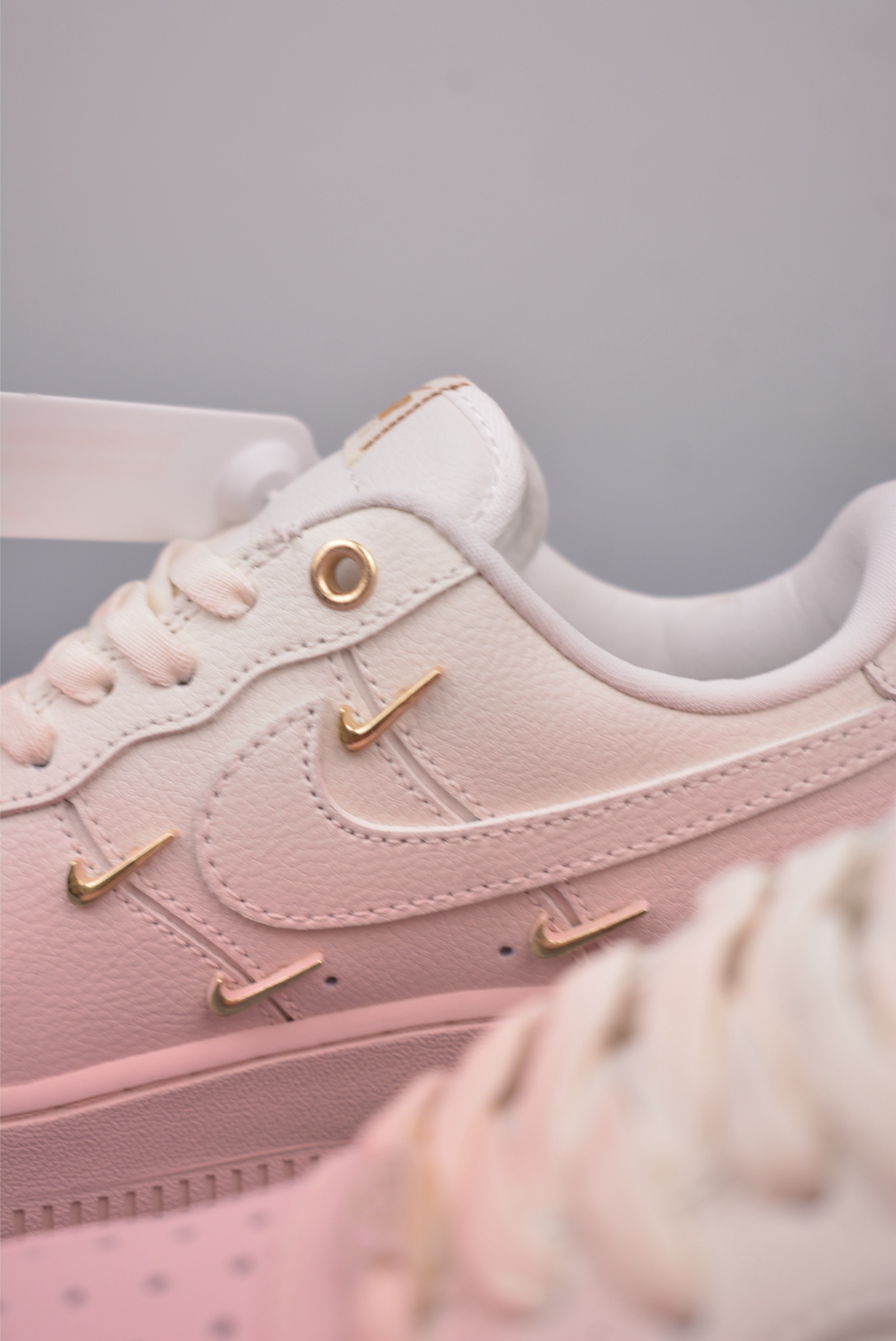 Nike Air Force 1 07 Low Sakura Love FC3654-121
