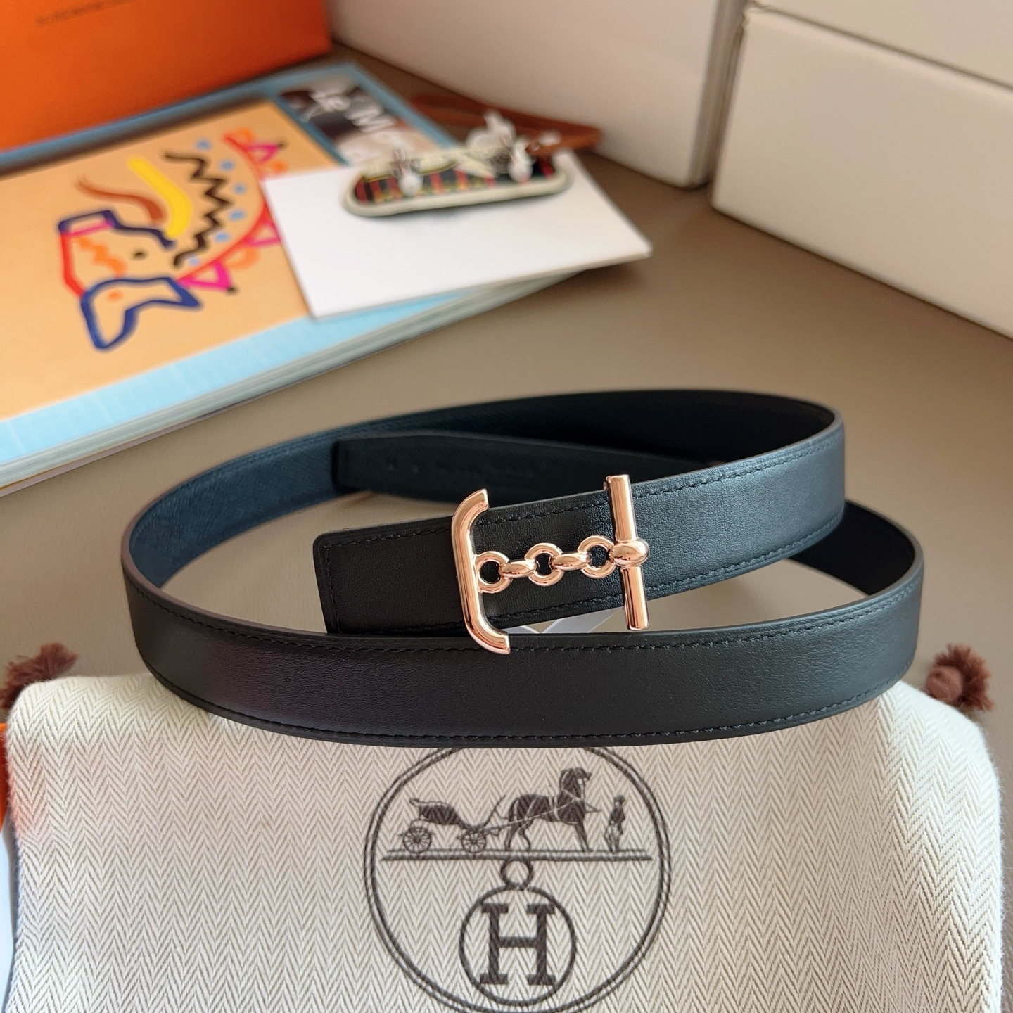 Hermès 2025 New Women's Double-Sided Belt 2.4cm Width
