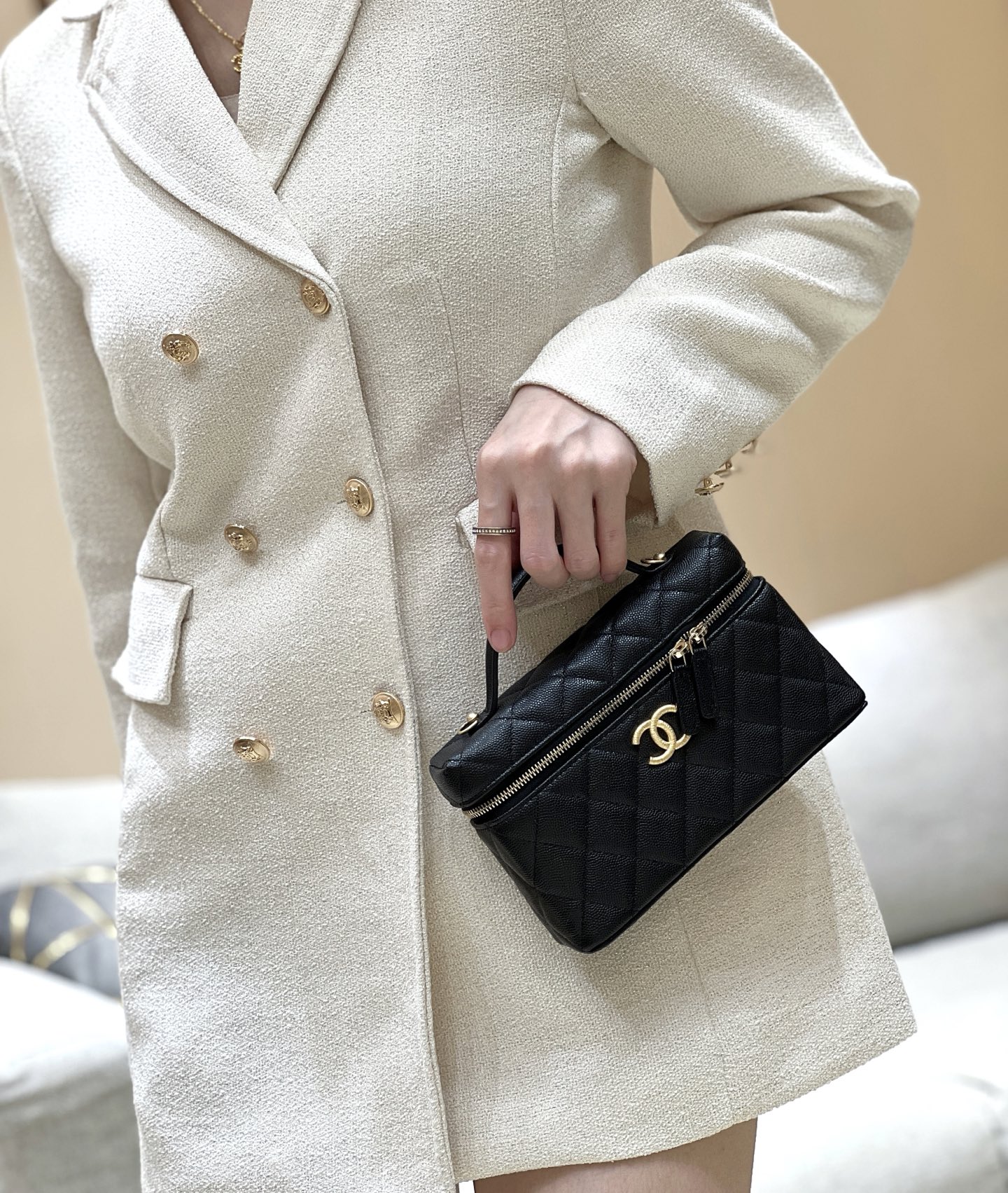 Chanel 25P Spring/Summer Preview Series LP Chain Bag AP4483