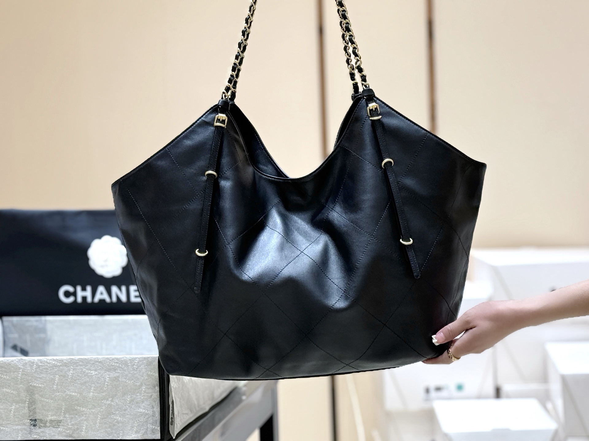 Chanel 25S Spring/Summer Collection Large Tote AS5466
