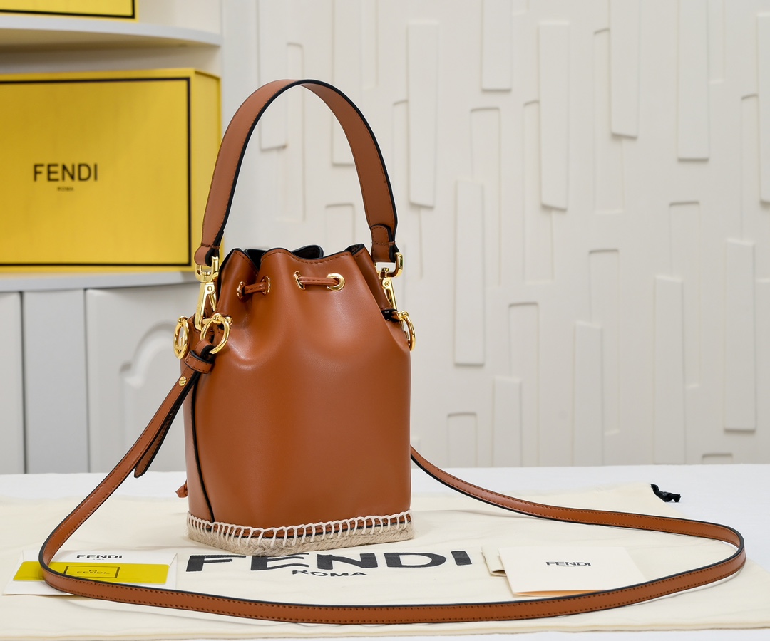 FENDI Roma series Mon Tresor small bucket bag 4405