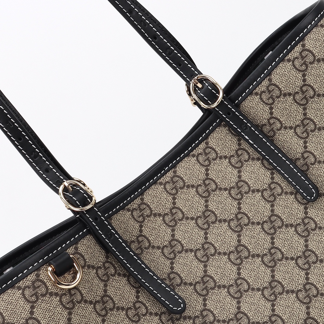 Gucci GG Emblem large tote bag ‎815214 FAD6L 9741