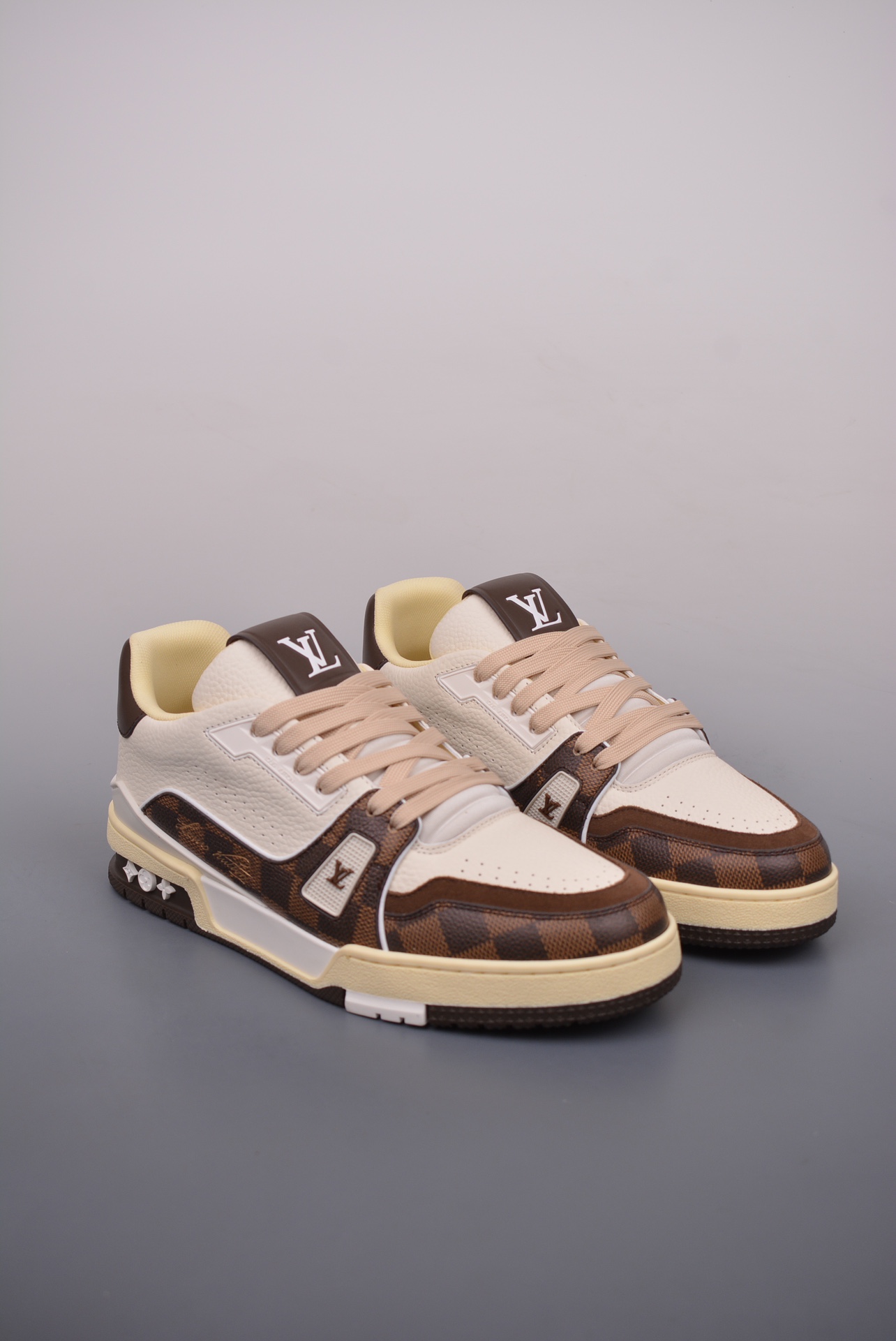 Louis Vuitton Trainer Sneaker Low Beige Dark Brown Plaid 1ACV5R