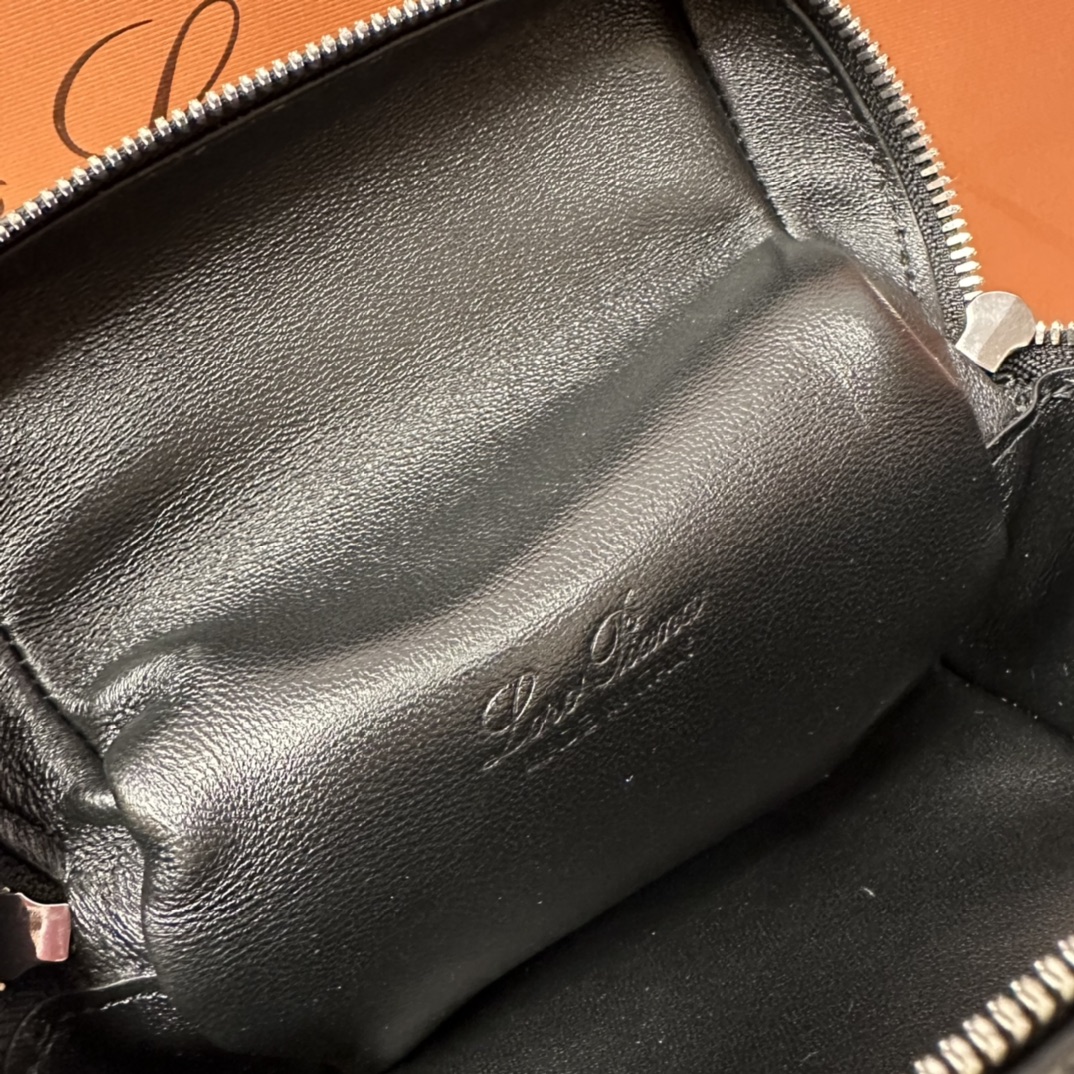 Loro Piana Lextra pocket bag
