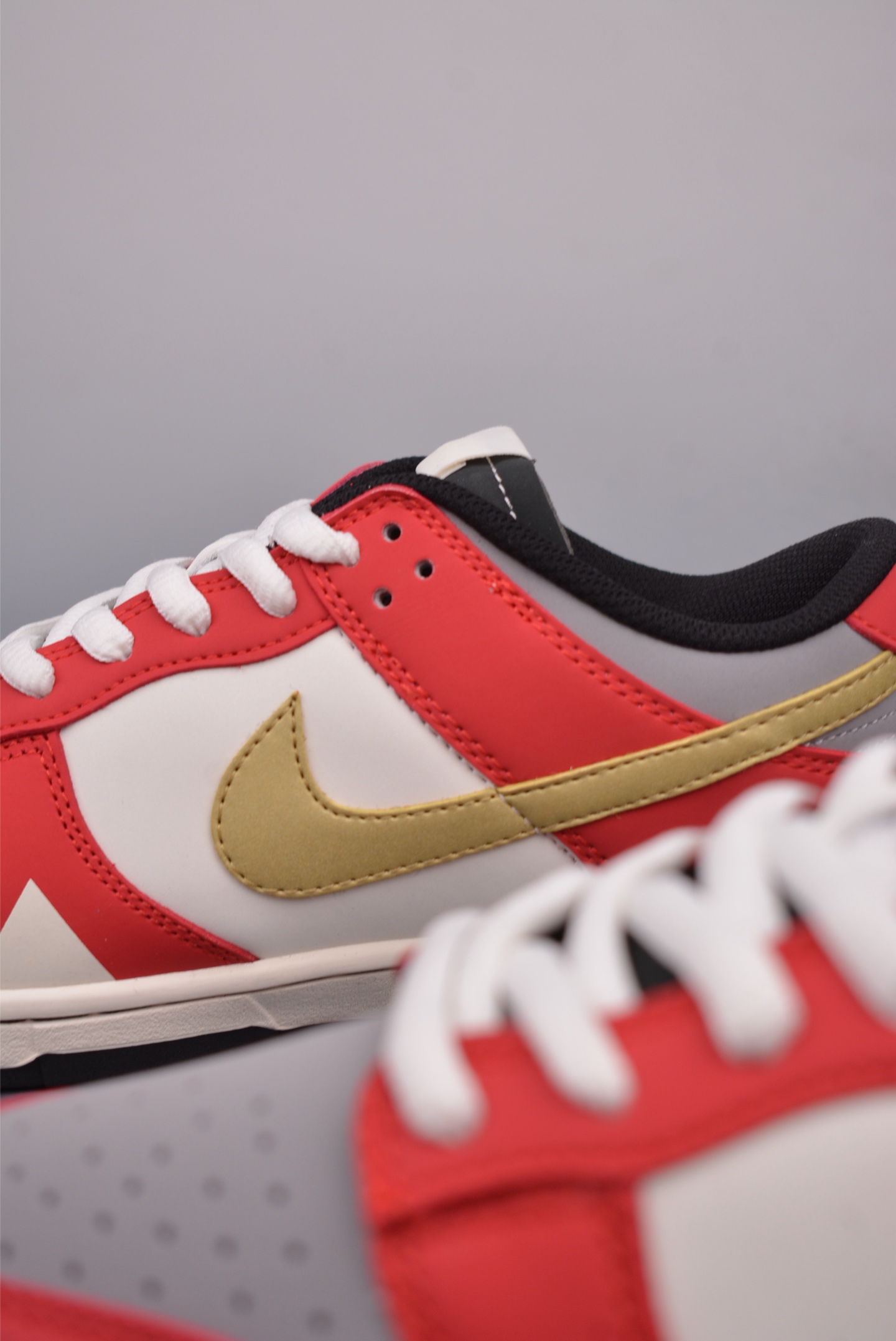 power ranger says Nike dunk low NAS Zack ZZ1998-001