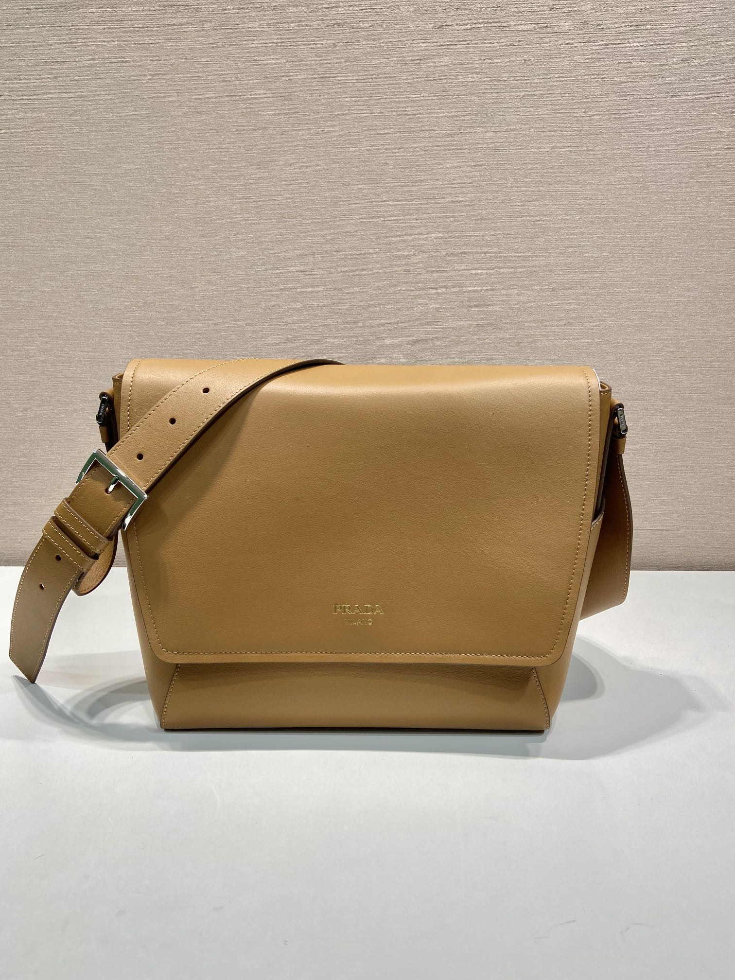 Prada New Large Messenger Bag 2VD068