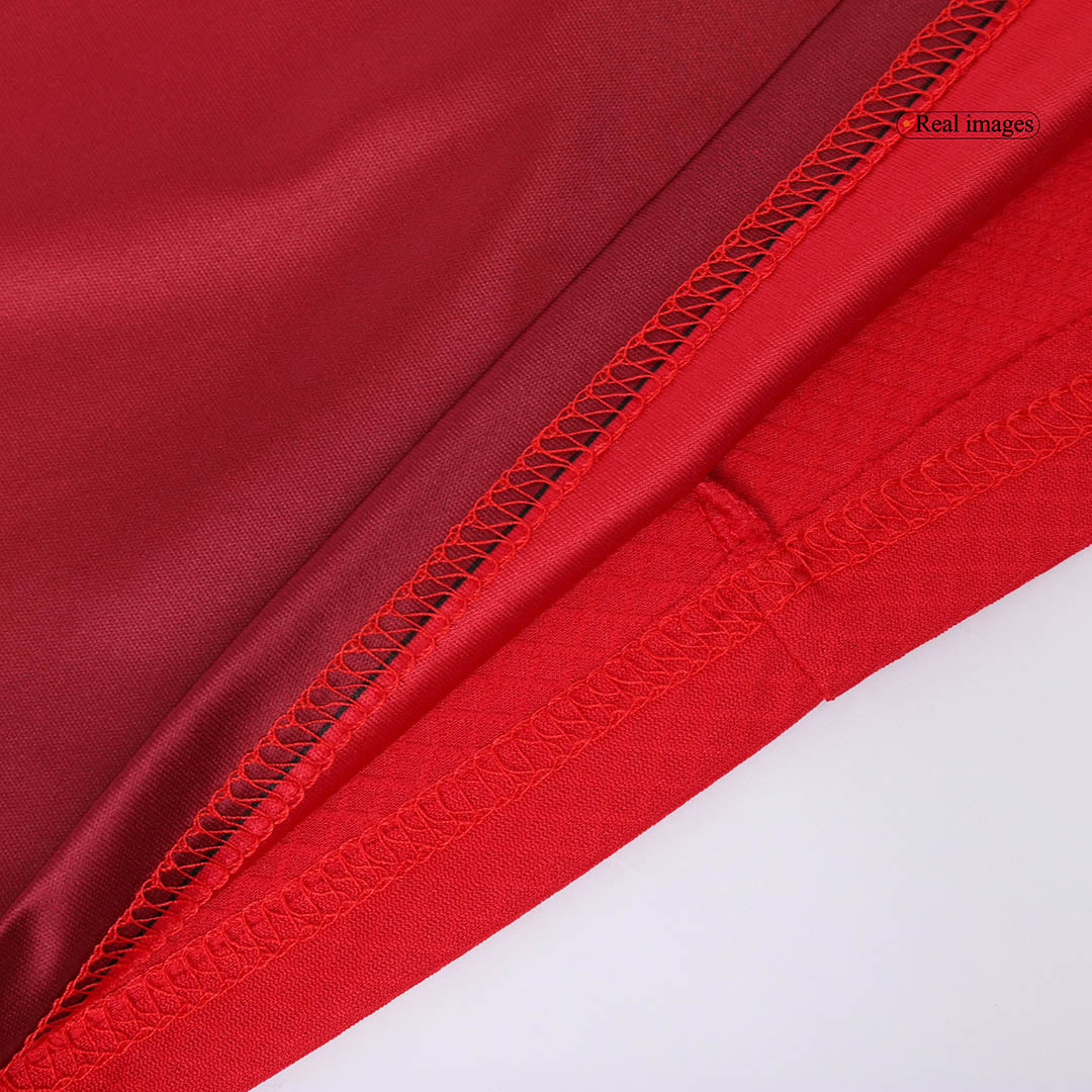 Manchester United home football shirt 2024/25