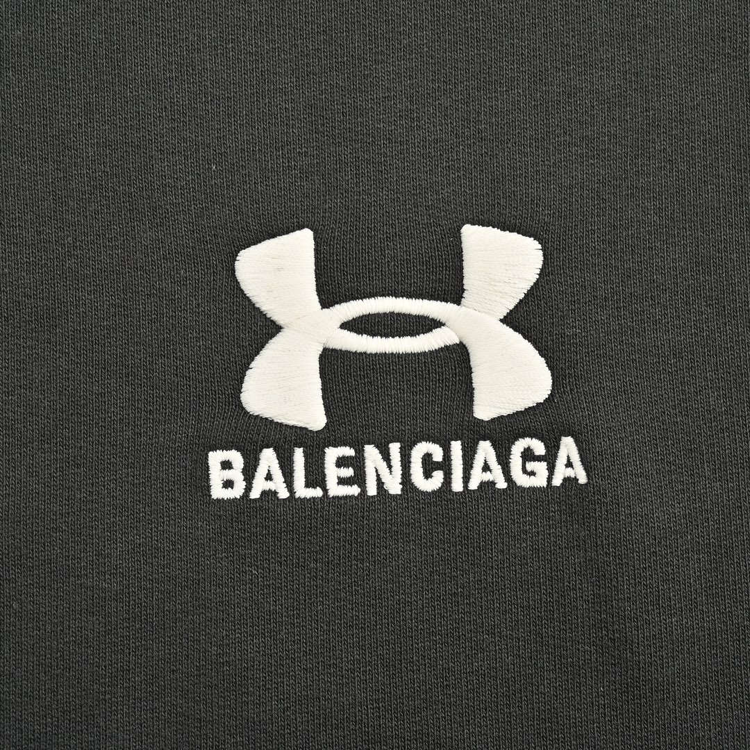 Balenciaga 23Fw Under Armour co-branded embroidered logo trousers