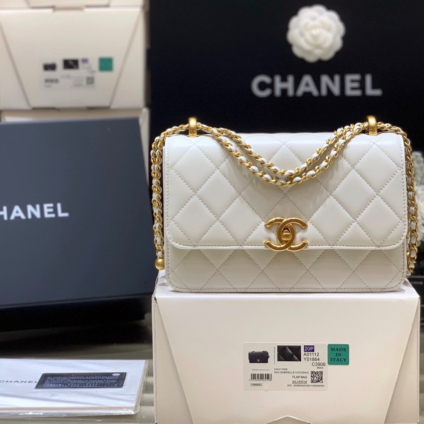Chanel 2021 Early Fall Haute Couture Collection Double Gold Bead Chain Bag AP2649