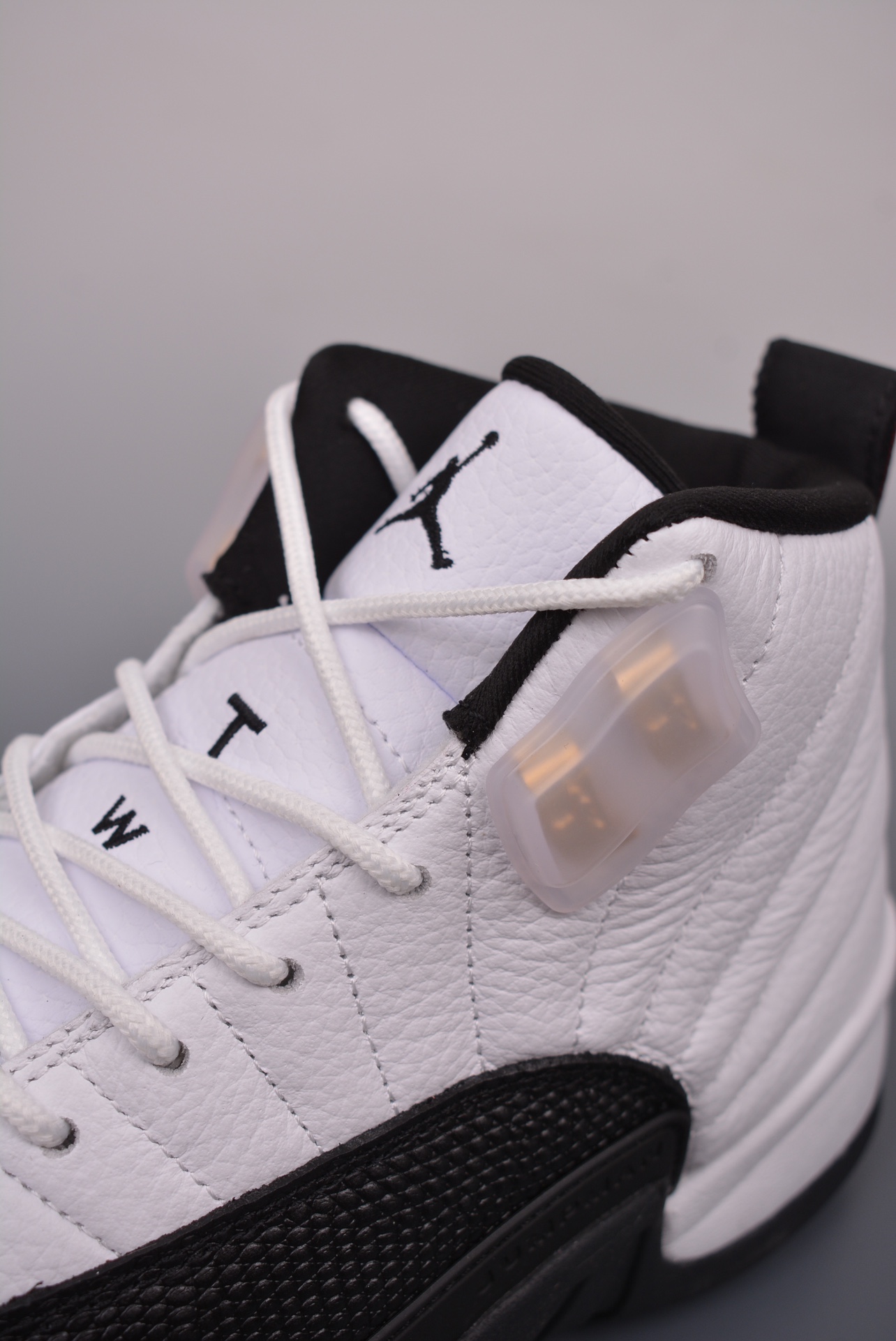 Air Jordan 12 Retro AJ12 White Black 130690-125