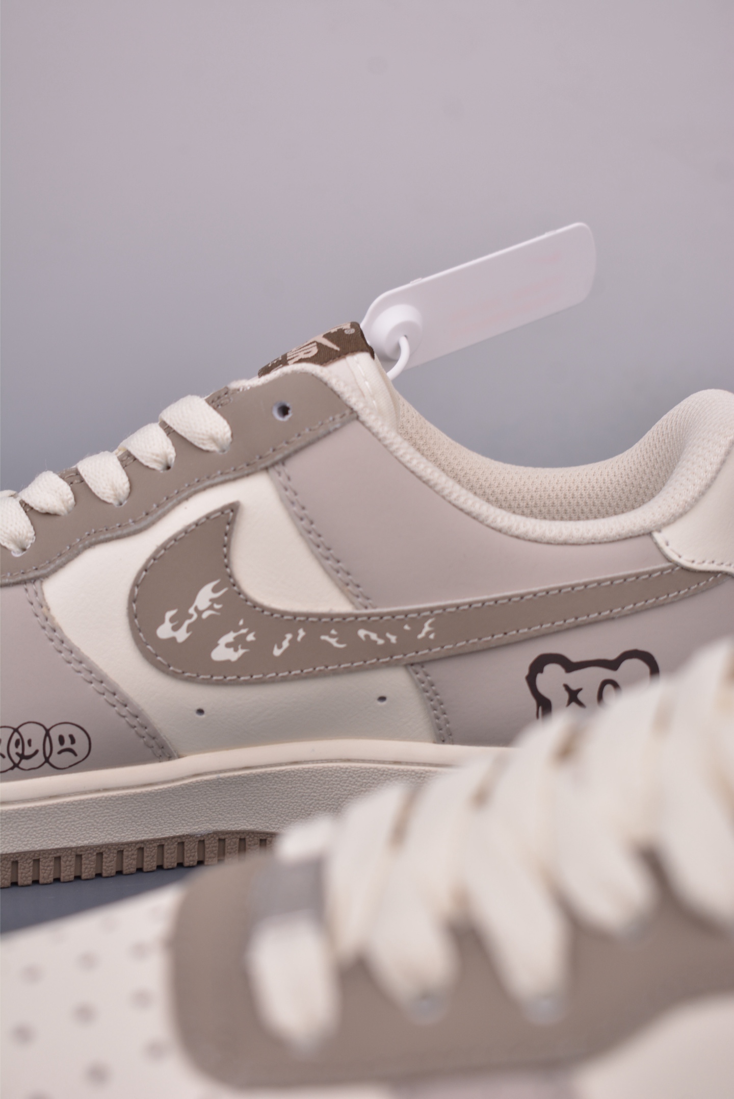 Nike Air Force 1 Low 