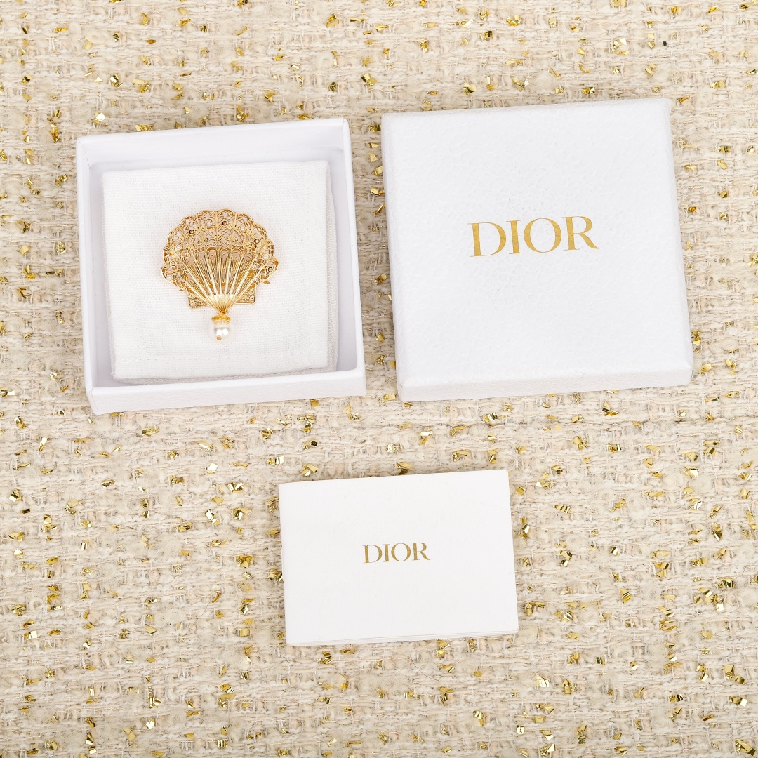 Dior Shell CD Pearl Brooch