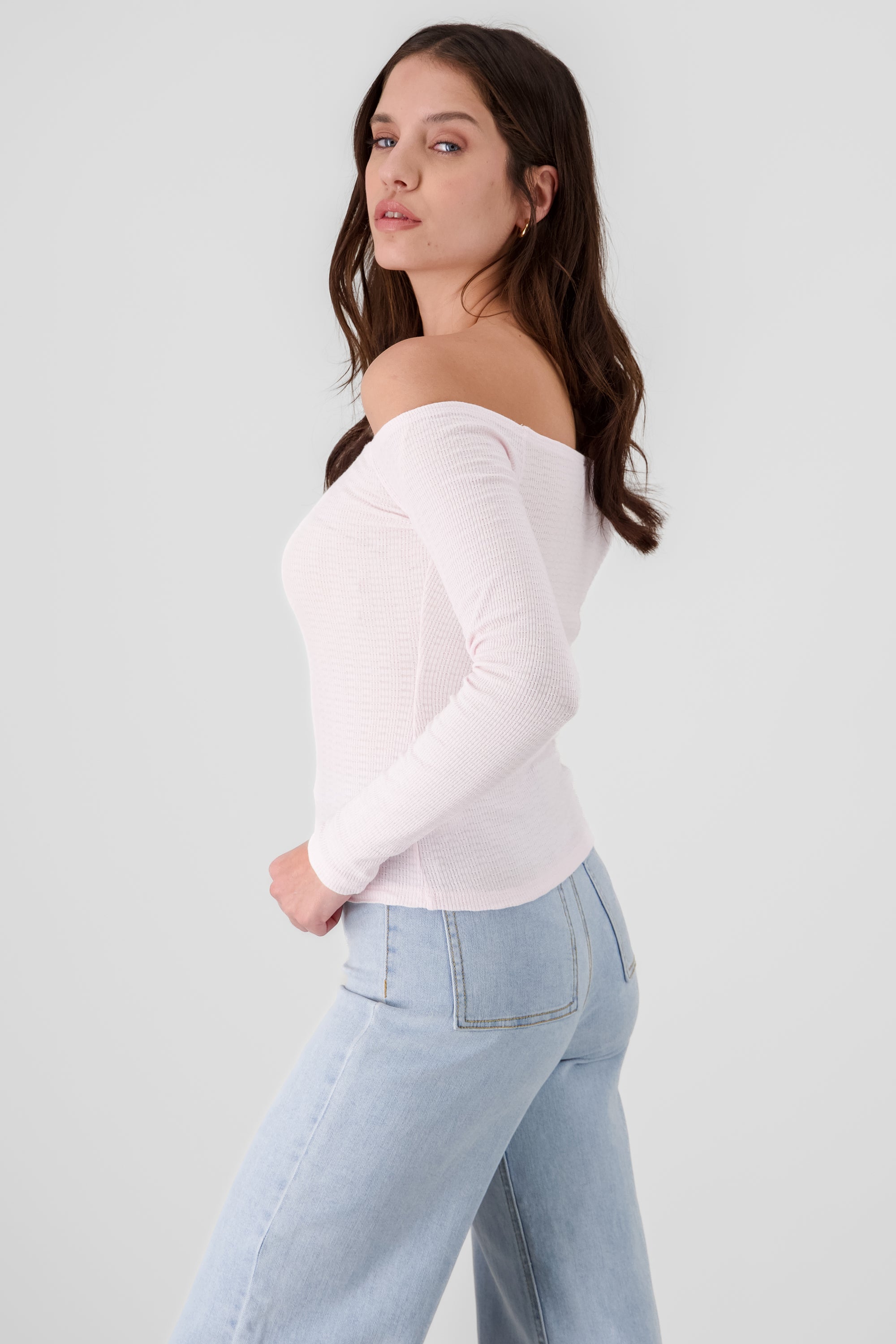 Shoulderless Knit Top