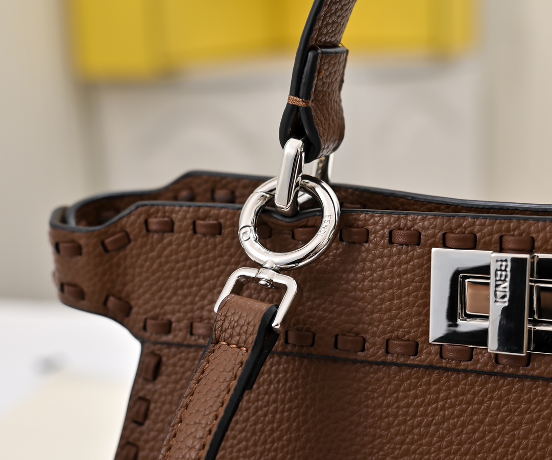 FENDI ekalboo macaron hand-sewn kitten bag 3361