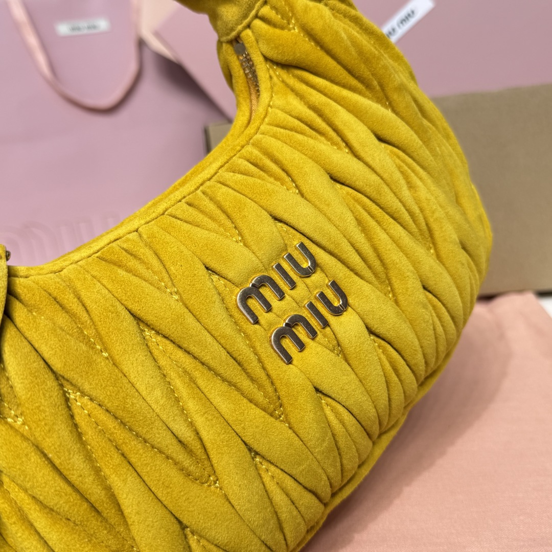 Miu Miu Miu Wander suede leather handbag 5BC125