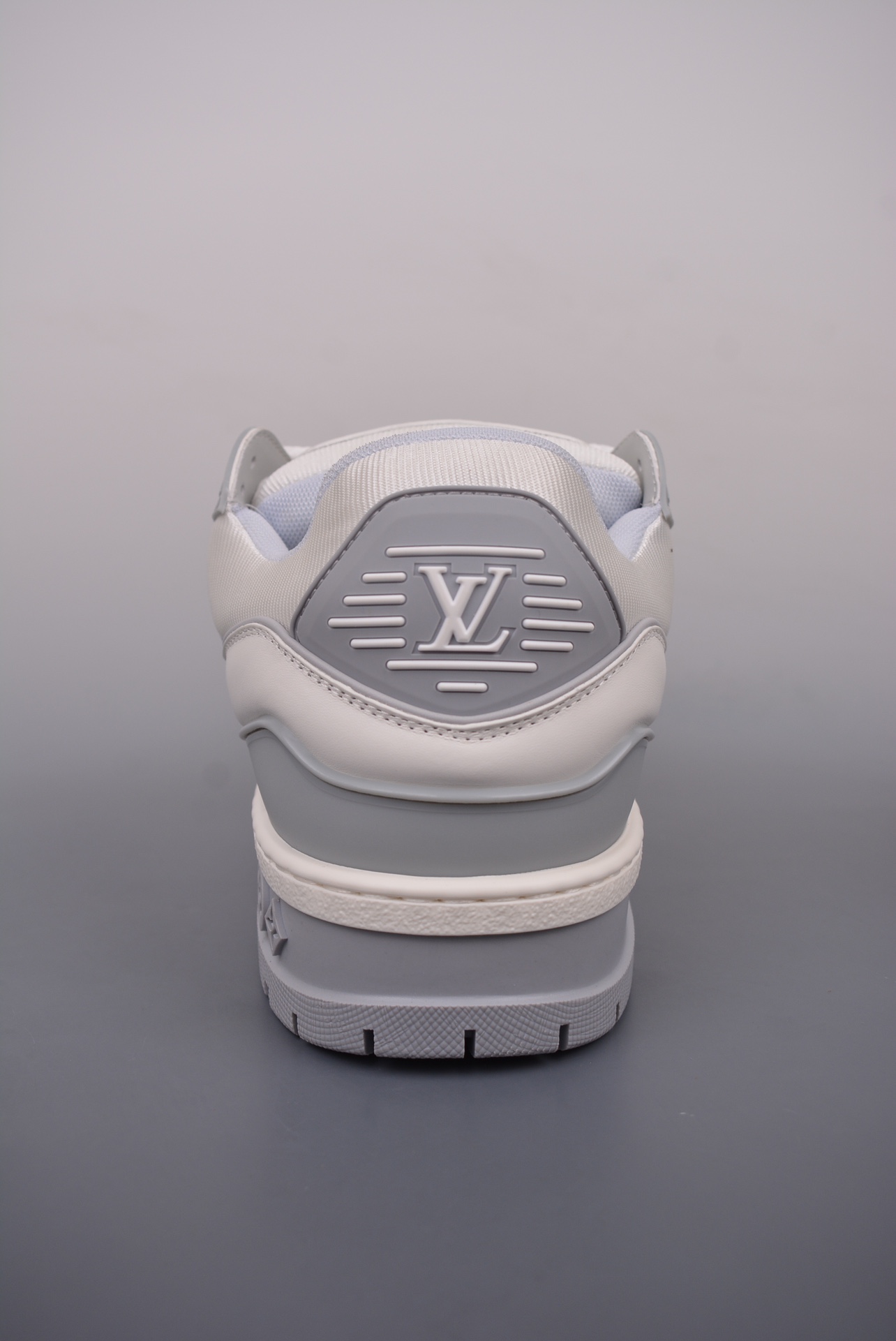 Louis Vuitton Trainer Maxi Low Sneaker White Grey 1ACPPQ