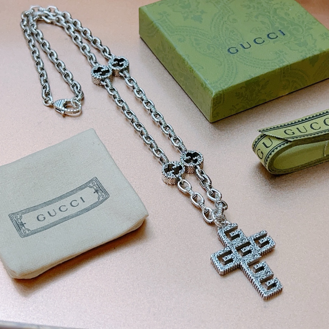 Gucci Anger Forest series new GG cross vintage necklace