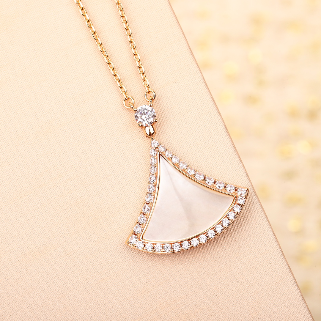 Bulgari Diamond Fan-Shaped Large Necklace