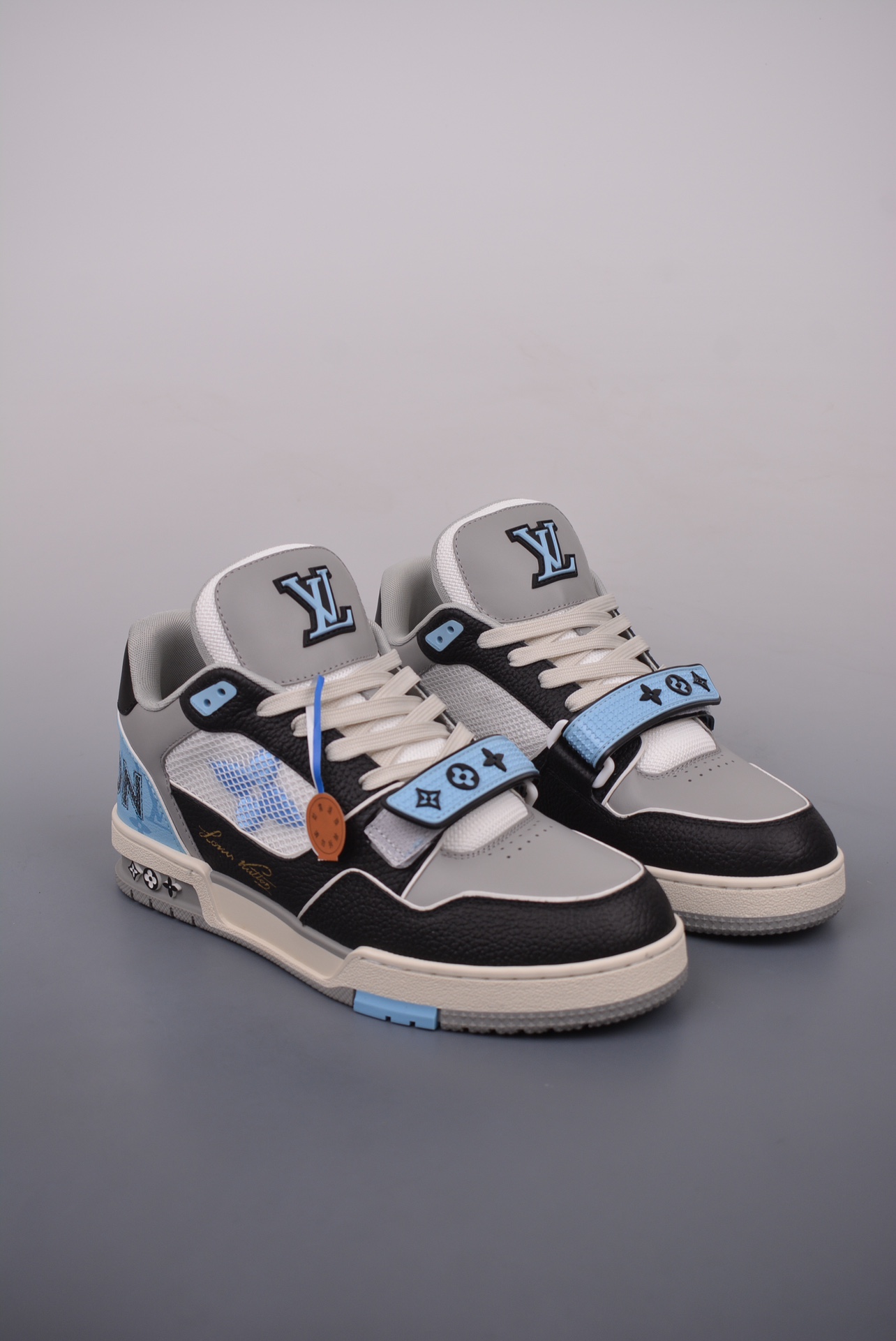 Louis Vuitton Trainer Sneaker Low Black Gray Blue 1AC50W