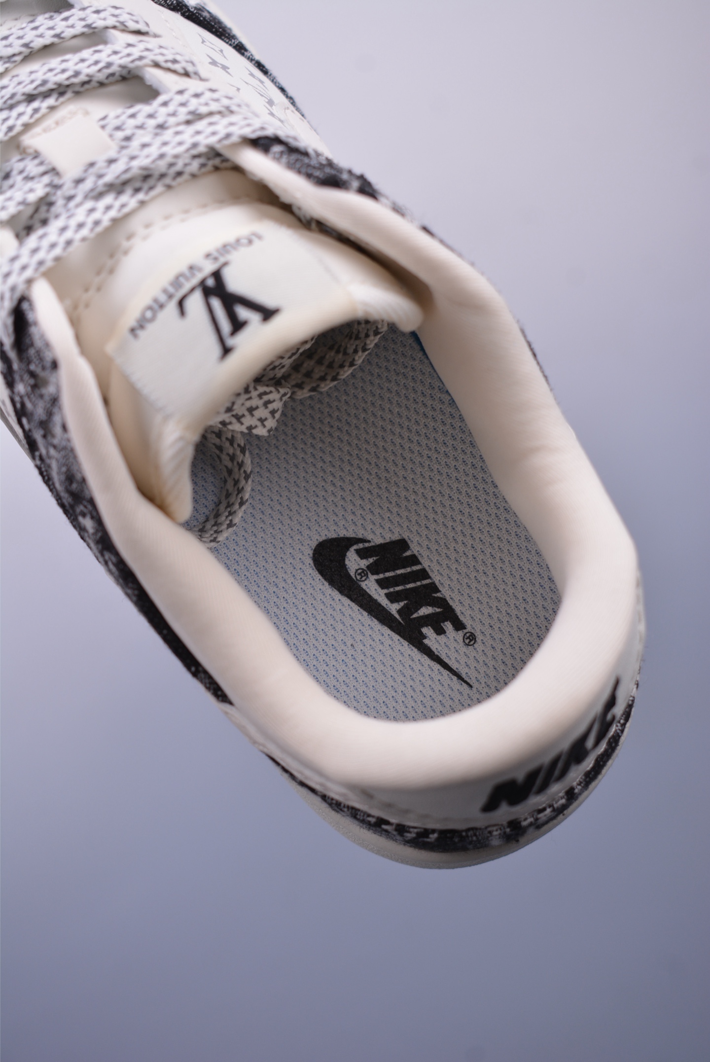 LV x Nike SB Dunk Low Sneakers Black Print QF15681-124