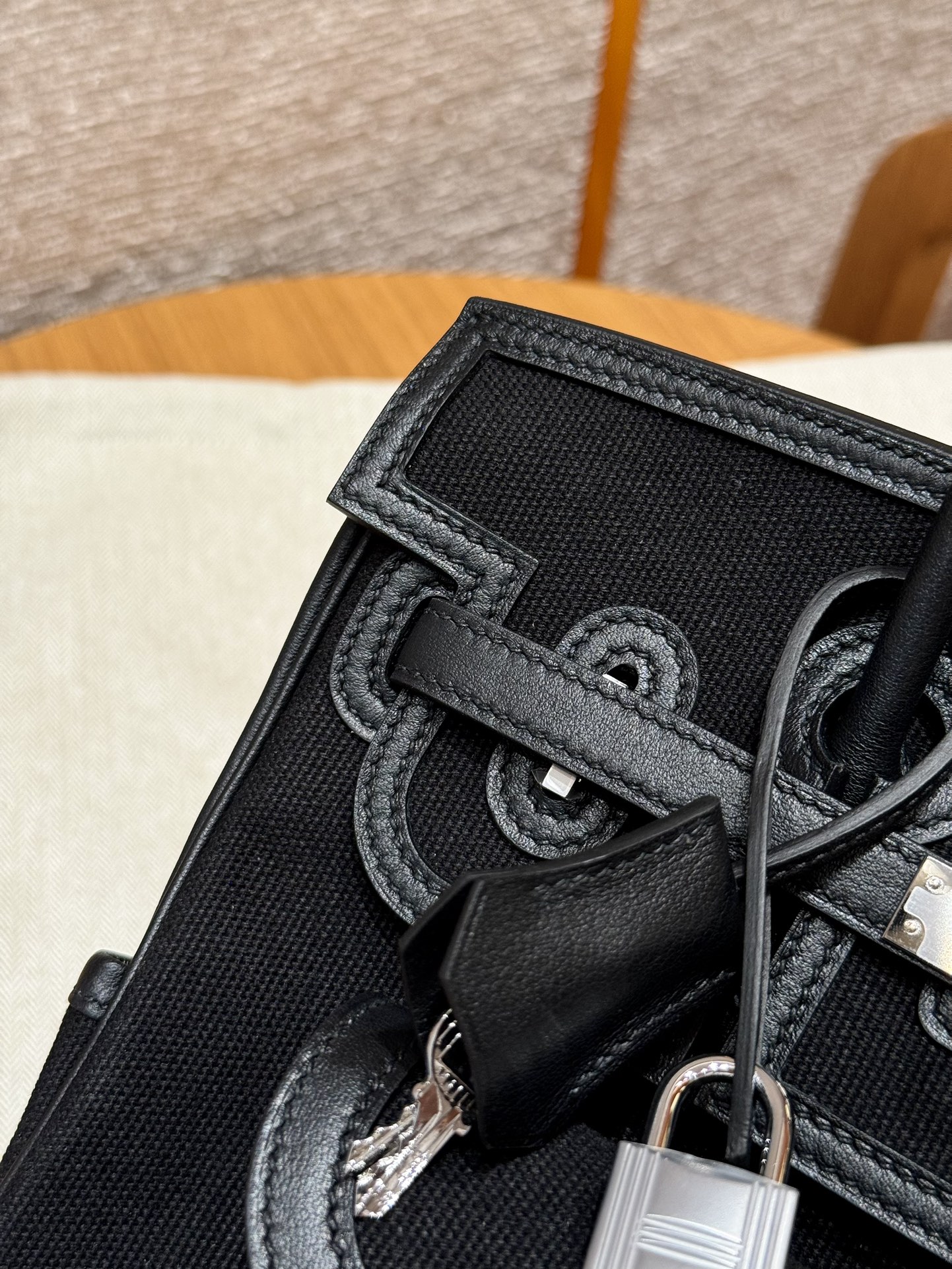 Hermès Birkin cargo 89Noir handbag (handmade to order)