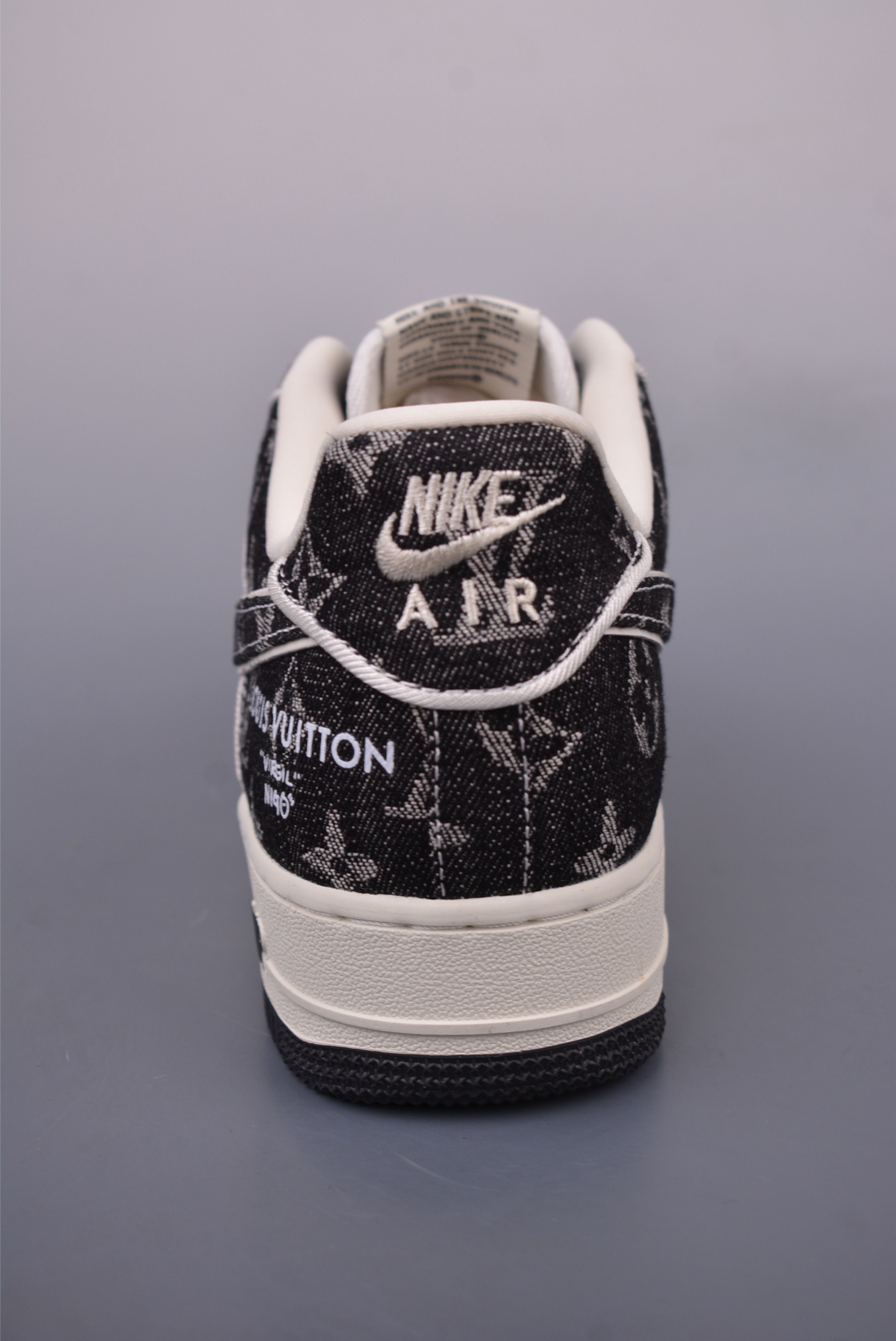 Louis Vuitton x Nike Air Force 1 07 LV8 Low Sneakers Denim Black Denim Print SC9207-531
