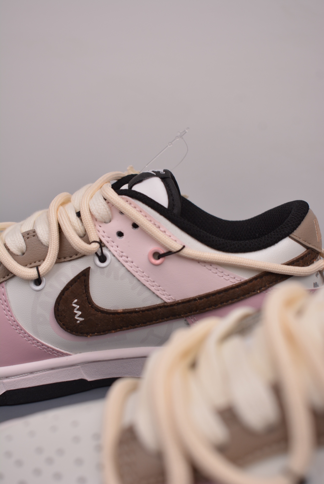 Nike SB Dunk Low Valentine's Day Pink and White Heart-Stirring Email Graffiti